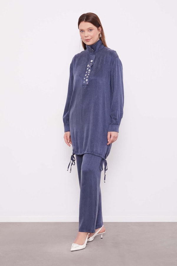 LevidorLacivert Dik Yaka Düğme Detaylı Cupra İkili Takım