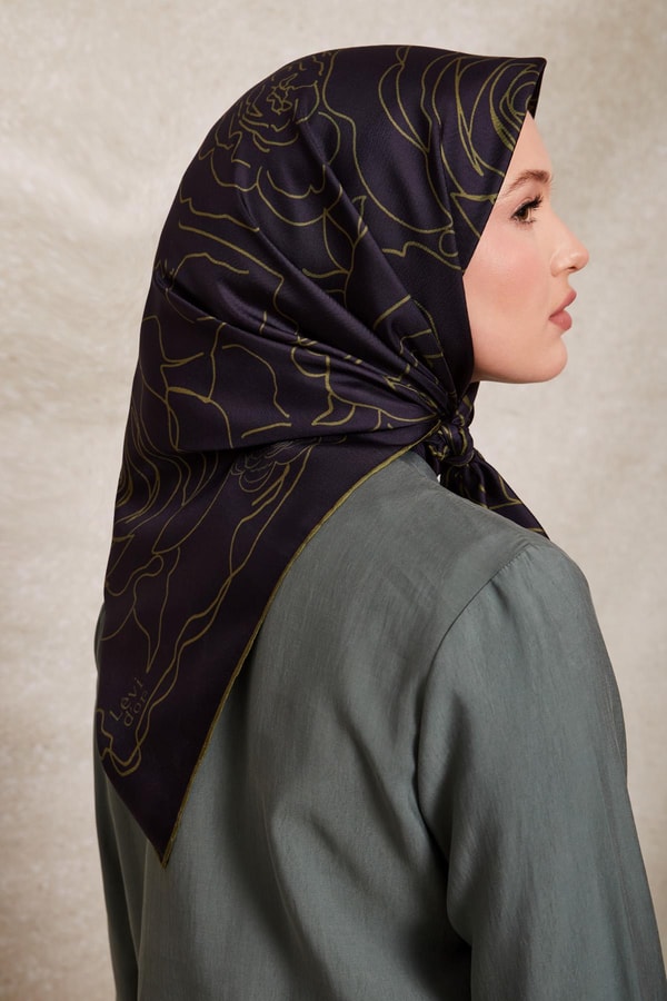 LevidorLacivert Gül Desen Twill İpek Eşarp