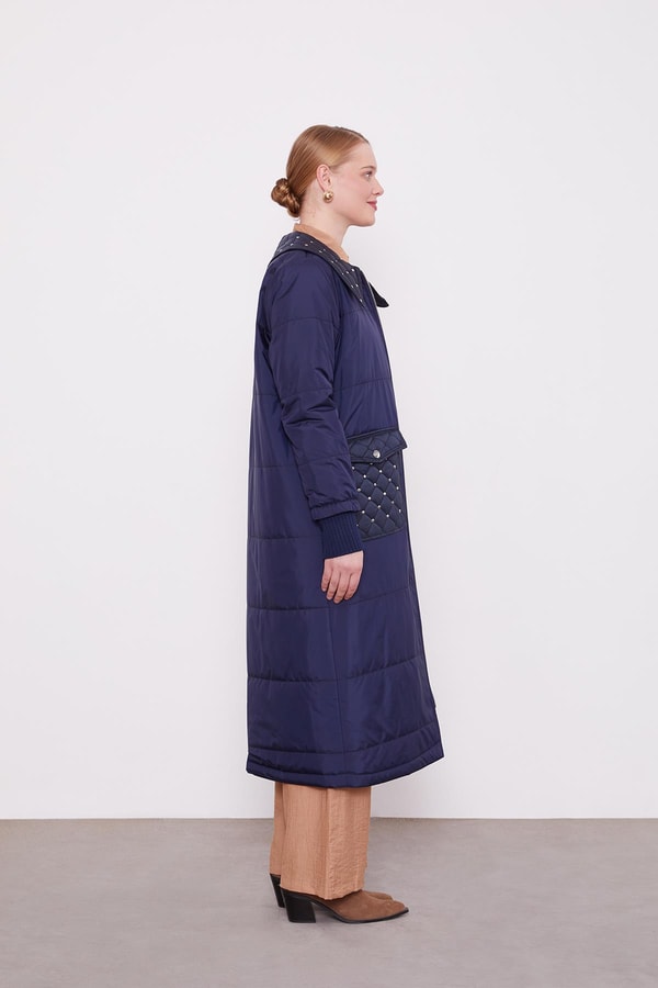 LevidorLacivert Kapitone Cep Detaylı Mont