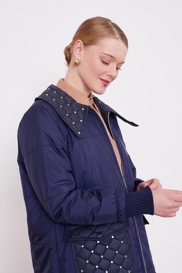 LevidorLacivert Kapitone Cep Detaylı Mont