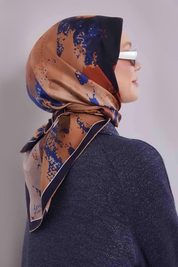 LevidorLacivert Karma Desenli Twill İpek Eşarp