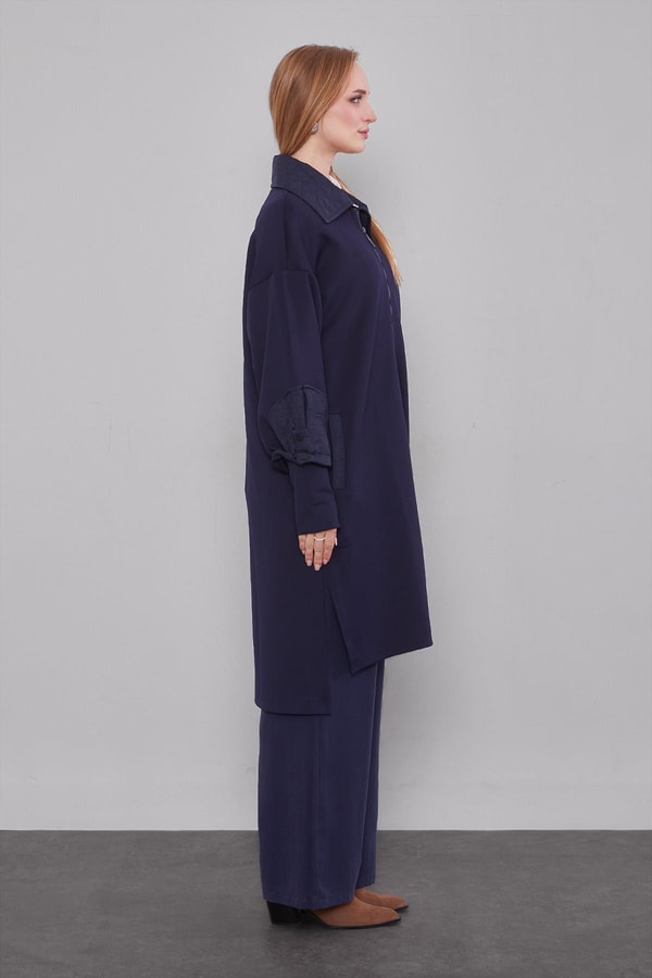 LevidorLacivert Kol Kapitone Detaylı Kap