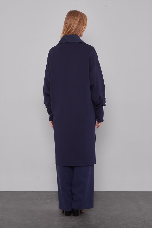 LevidorLacivert Kol Kapitone Detaylı Kap