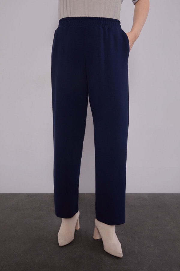 LevidorLacivert Kürk Yaka Detaylı Yelek Takım