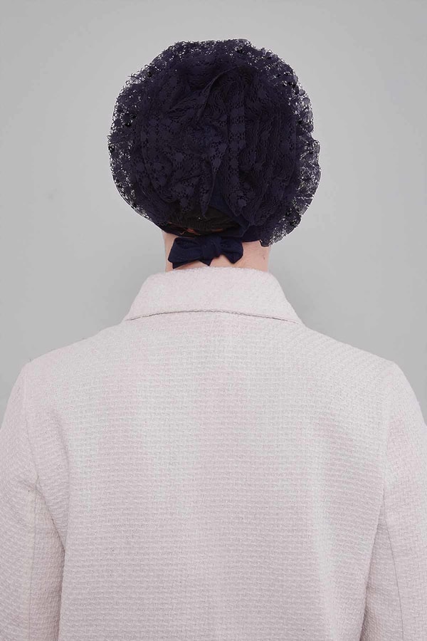 LevidorLacivert Silikonlu Dikişsiz Fırfırlı Bone