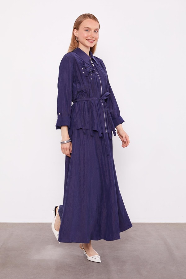 LevidorLacivert Yakası Taş Detaylı Cupra Etek Takım