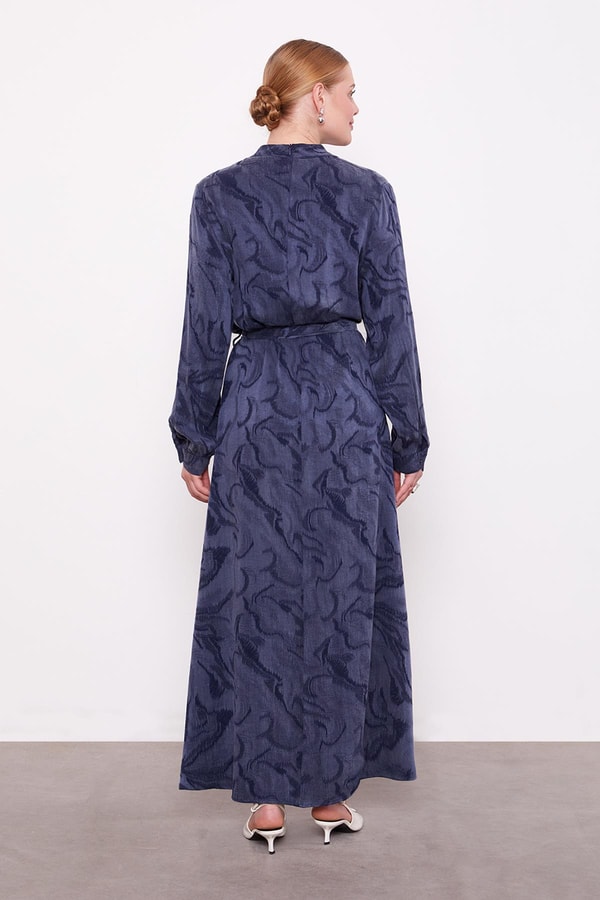 LevidorLacivert Yakası Taş Detaylı Cupra Elbise