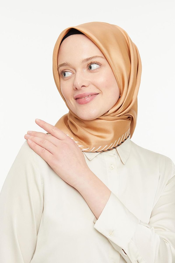 LevidorLatte Twill Saf İpek Eşarp