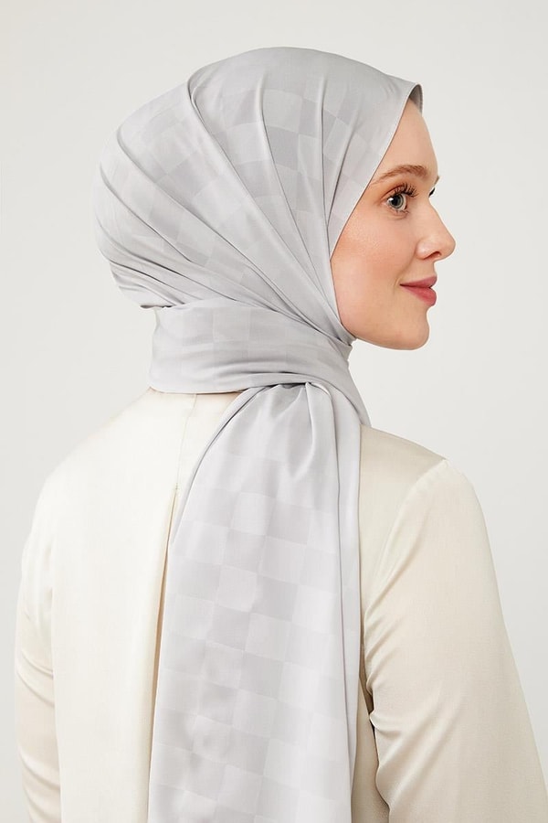 LevidorLevidor A.Gümüş Dama Desen Jakarlı Elegance Şal