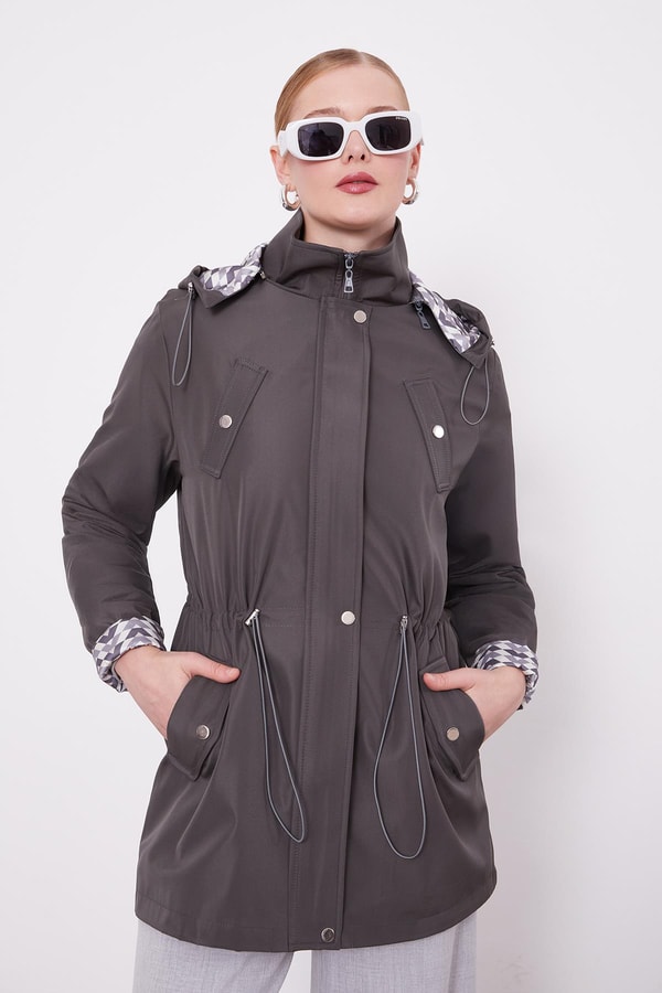 LevidorLevidor Antrasit Kapüşonlu Beli İp Detaylı Kap