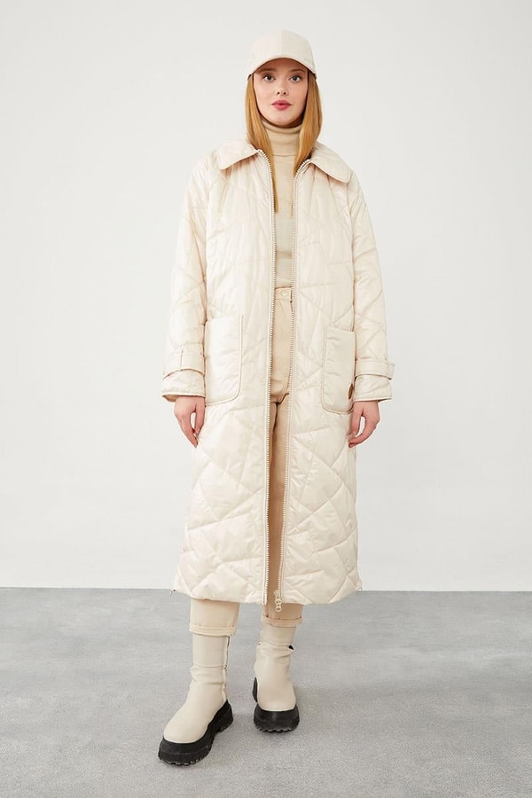 LevidorLevidor Bej Geniş Yaka Kapitone Mont