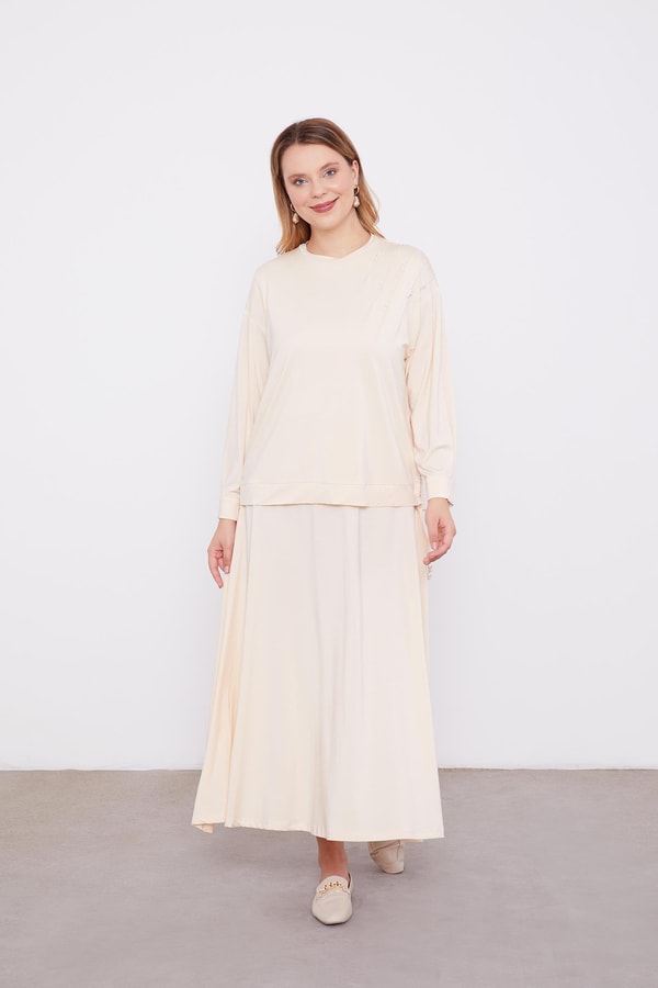 LevidorLevidor Bej İnci Detaylı Etekli Takım