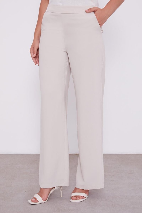 LevidorLevidor Bej Şifon Detaylı Tunik Takım