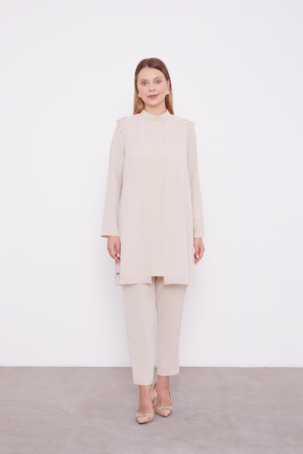 LevidorLevidor Bej Şifon Omuzları İşlemeli İkili Takım