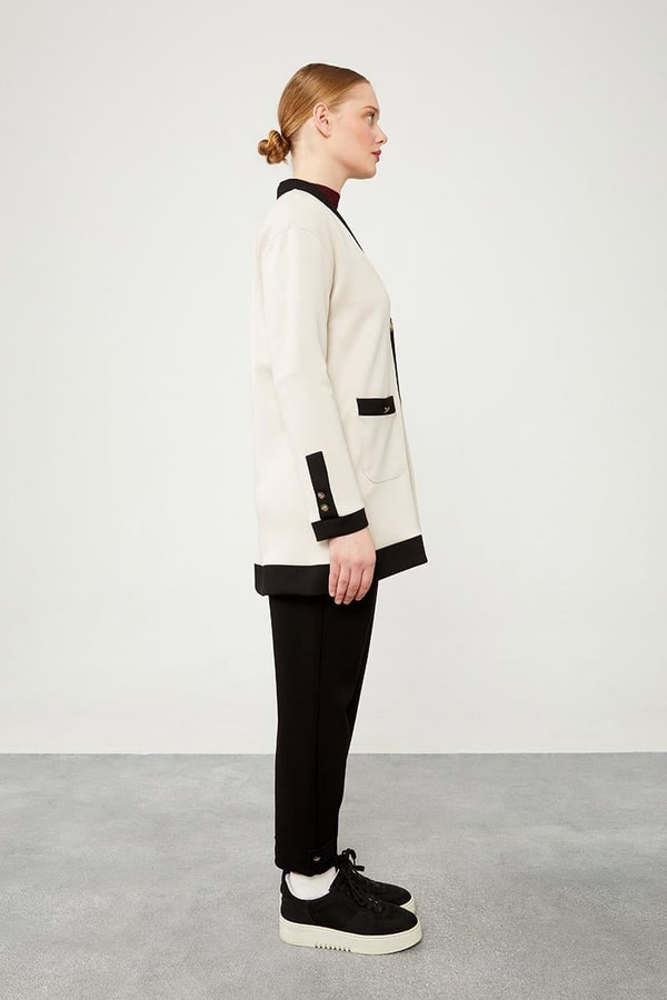 LevidorLevidor Bej-Siyah Düğme Kapamalı Hırkalı İkili Takım