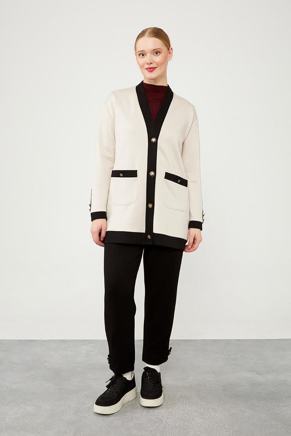 LevidorLevidor Bej-Siyah Düğme Kapamalı Hırkalı İkili Takım