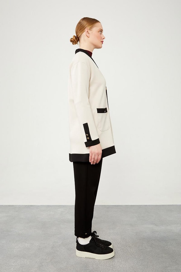 LevidorLevidor Bej-Siyah Düğme Kapamalı Hırkalı İkili Takım