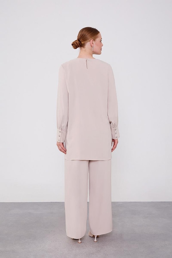 LevidorLevidor Bej Yakası Taş İşlemeli Şifon Tunik Takım