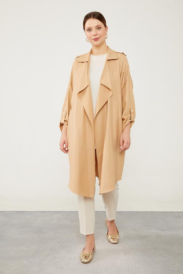 LevidorLevidor Camel Apolet Detaylı Kısa Kap