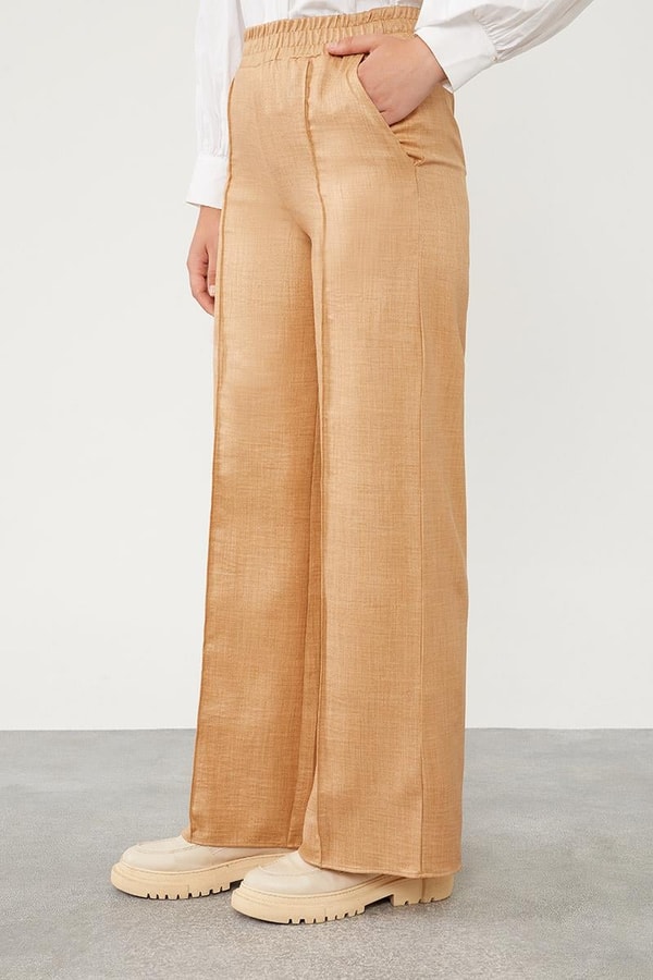 LevidorLevidor Camel Belli Lastikli Çizgi Detay Pantolon