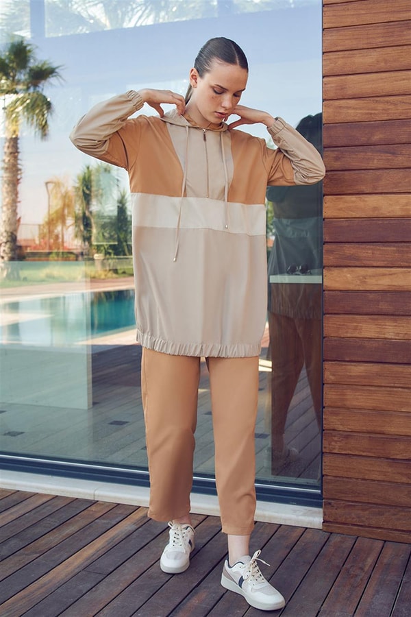 LevidorLevidor Camel Kapşonlu Spor Takım