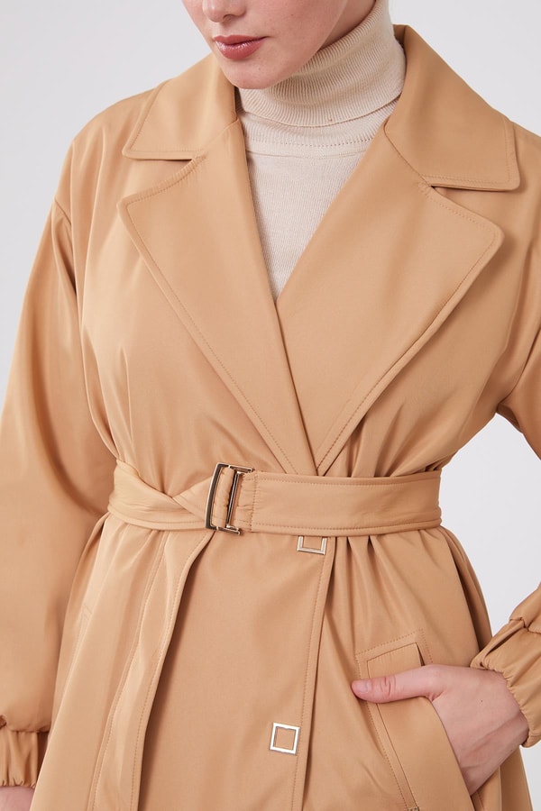 LevidorLevidor Camel Kolu Lastik Detay Trençkot