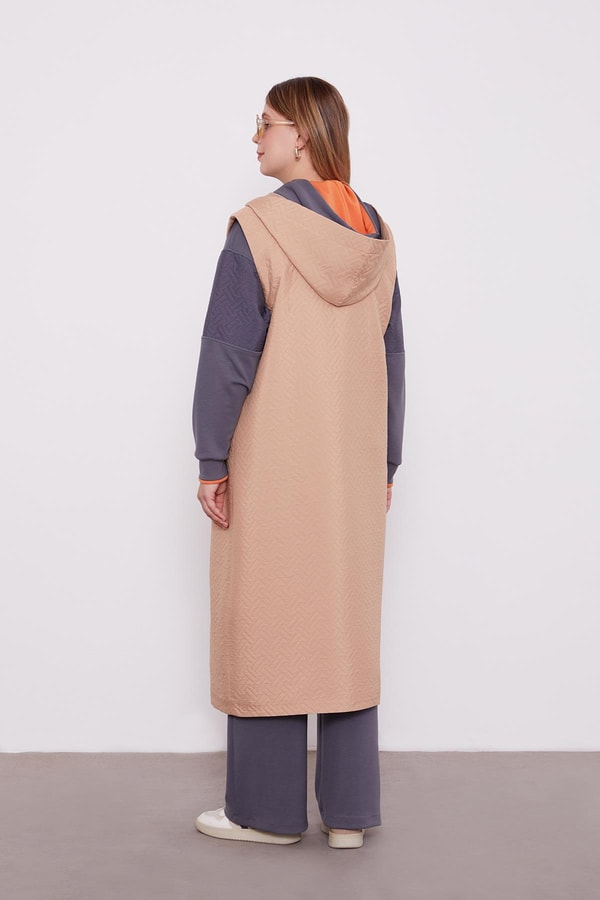 LevidorLevidor Camel Taş Zincirli Kapitone Yelek
