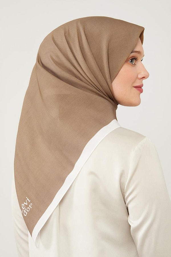 LevidorLevidor Cappuccino Biye Renk Geçişli Prag Eşarp