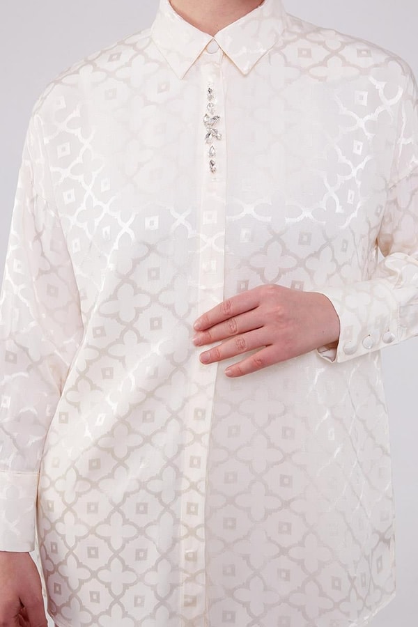 LevidorLevidor Ekru Çiçek Desen Jakarlı İkili Takım