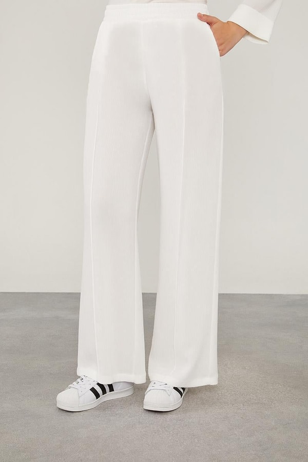 LevidorLevidor Ekru Hakim Yaka Piliseli Kumaş İkili Takım