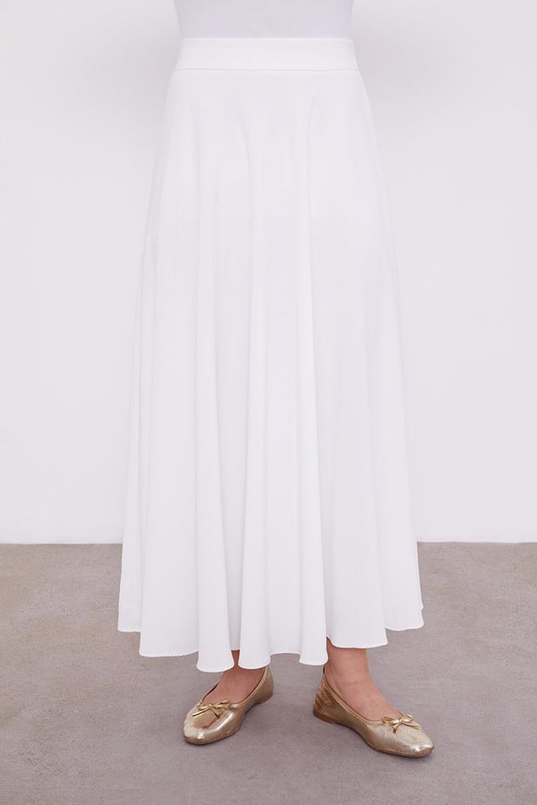 LevidorLevidor Ekru Şifon Pilise Detaylı Etekli Takım