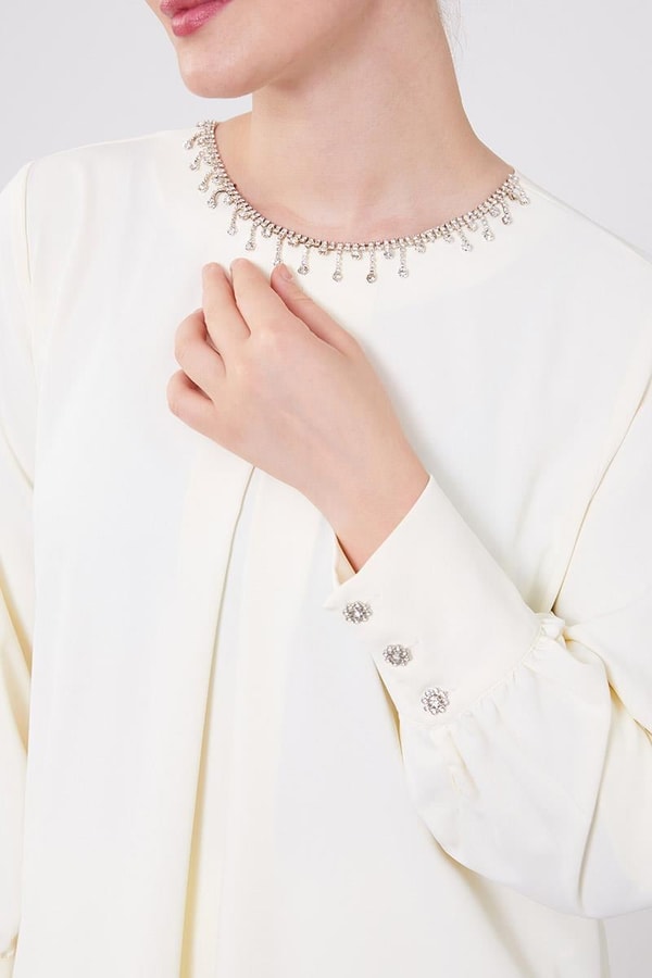 LevidorLevidor Ekru Yakası Taş İşlemeli Şifon Tunik Takım