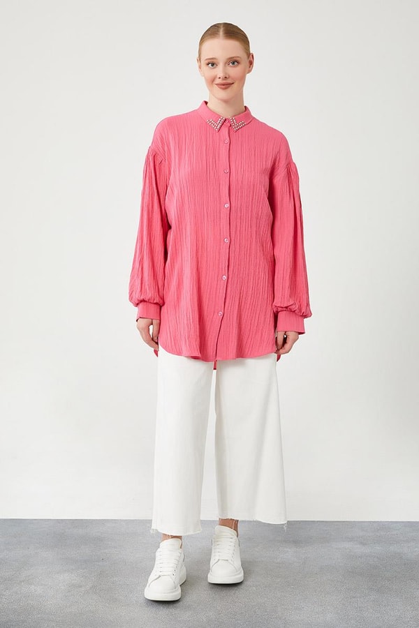 LevidorLevidor Fuşya Yakası İşlemeli Balon Kol Büzgü Kumaş Gömlek