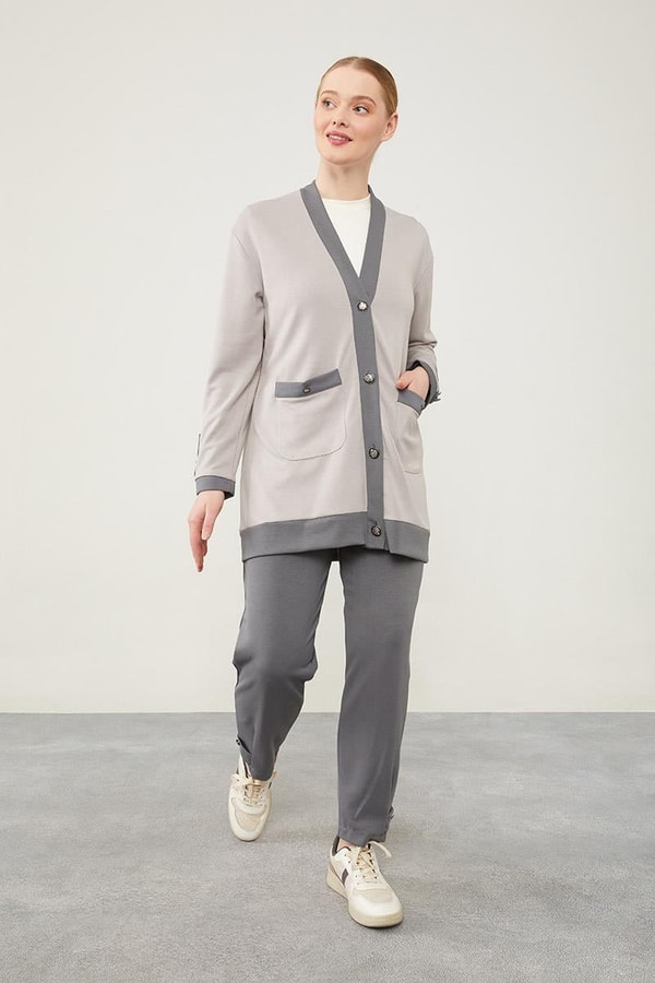 LevidorLevidor Gri-Antrasit Ribanası Düğme Detaylı Hırkalı Takım