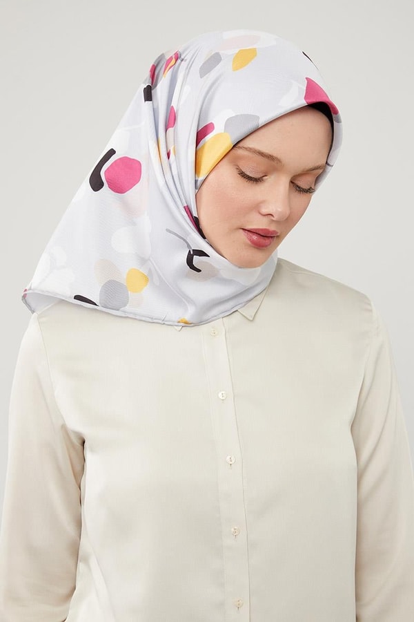 LevidorLevidor Gri Asimetrik Deseni Twill Eşarp