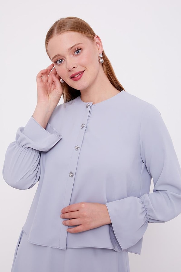 LevidorLevidor Gri Kısa Şifon Gömlekli Etek Takım