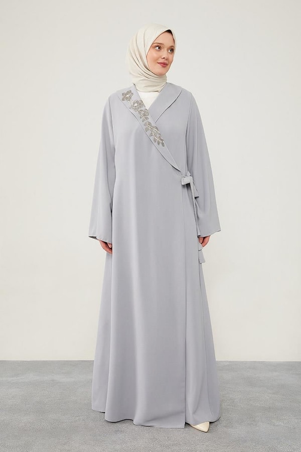 LevidorLevidor Gri Kruvaze Yakalı Yan Bağıcıklı Ferace