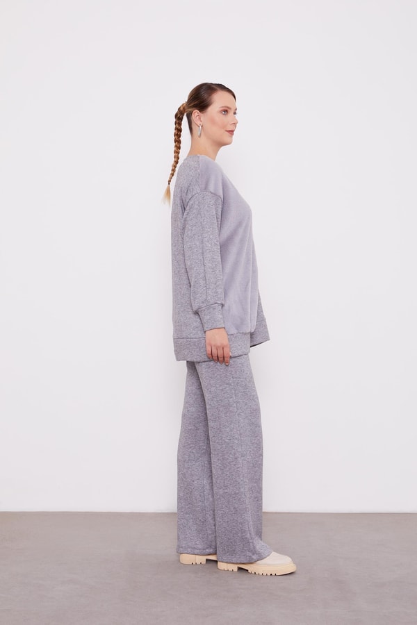 LevidorLevidor Gri Peluş Detaylı Kaşmir İkili Takım