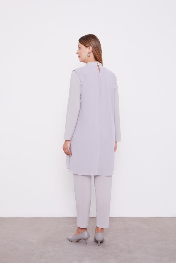 LevidorLevidor Gri Şifon Omuzları İşlemeli İkili Takım