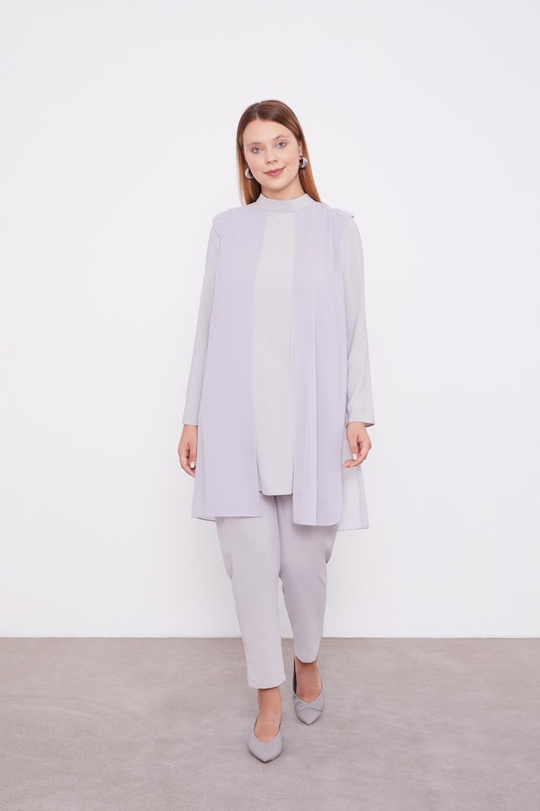 LevidorLevidor Gri Şifon Omuzları İşlemeli İkili Takım