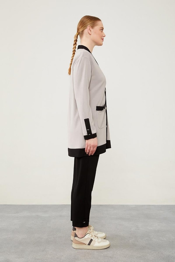 LevidorLevidor Gri-Siyah Ribanası Düğme Detaylı Hırkalı Takım