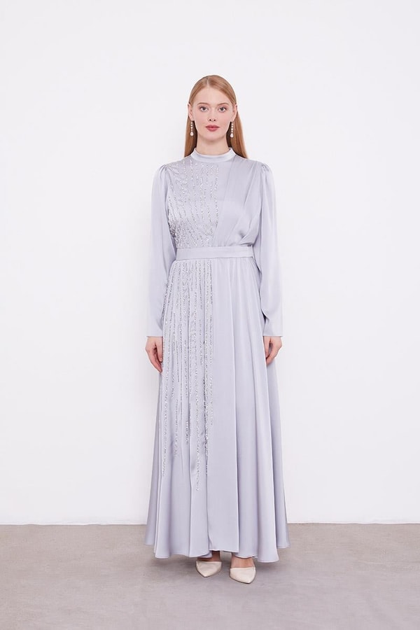 LevidorLevidor Gri Taş İşlemeli Abiye Saten Elbise