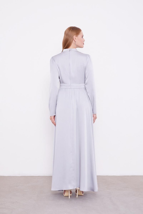 LevidorLevidor Gri Taş İşlemeli Abiye Saten Elbise