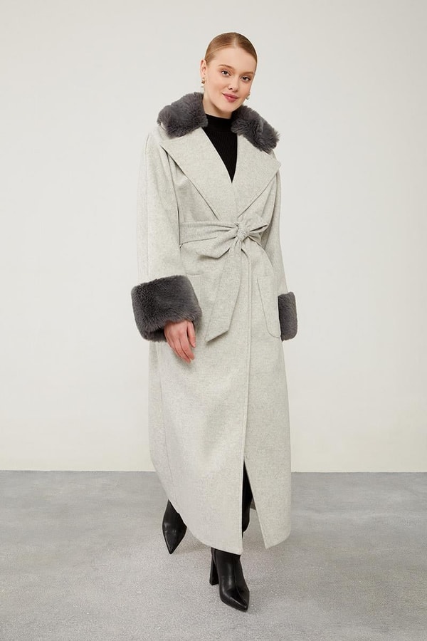 LevidorLevidor Gri Yaka Kolları Kürt Detaylı Kaban