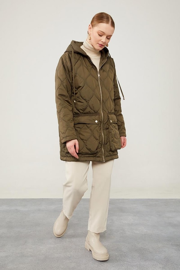 LevidorLevidor Haki Kapüşonlu Kapitone Kısa Mont