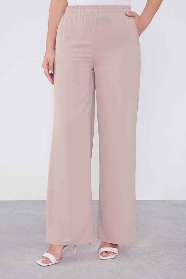 LevidorLevidor K.Bej Kemer Detaylı Şifon İkili Takım