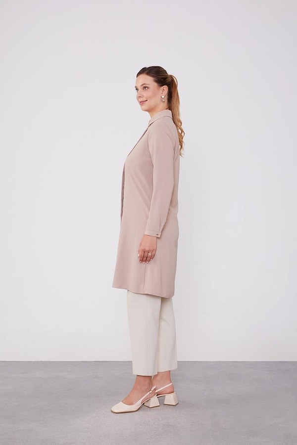 LevidorLevidor K.Bej Yakası Taşlı Uzun Gömlek