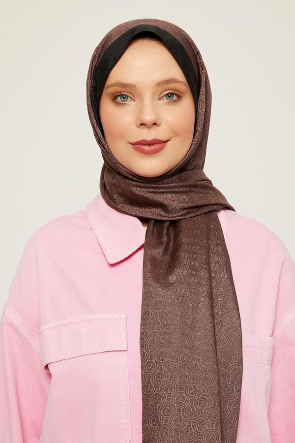 LevidorLevidor Kahve Halka Desen Monogram Şal