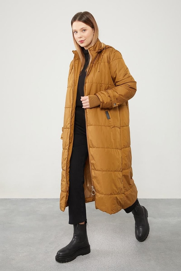 LevidorLevidor Kahve Kapüşonlu Kapitone Kısa Mont