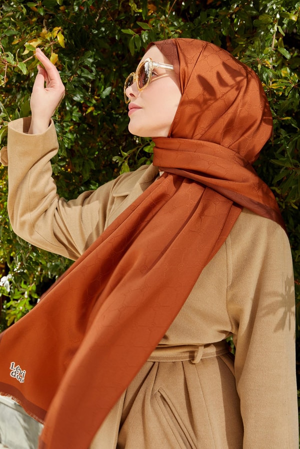 LevidorLevidor Kahve Petek Desen Monogram İpek Şal